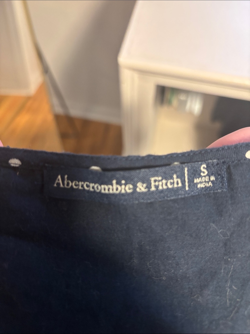 Abercrombie & Fitch Navy Polka Dot Top - Picture 2 of 3